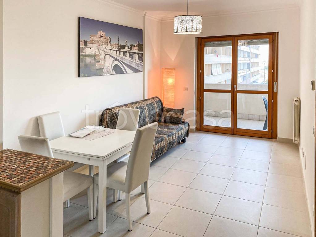 appartamento in affitto a Roma in zona EUR