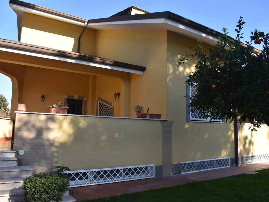 appartamento in affitto a Roma in zona Infernetto