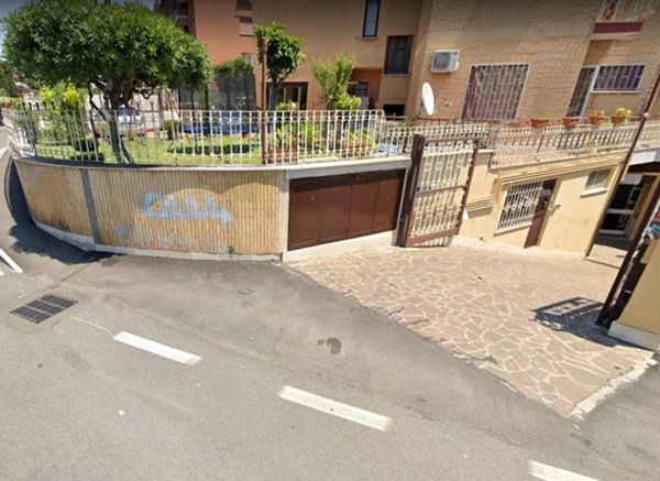 locale commerciale in affitto a Roma in zona Gianicolense