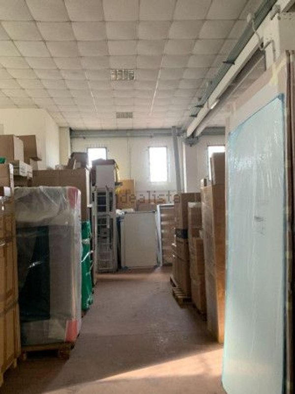 capannone in affitto a Roma