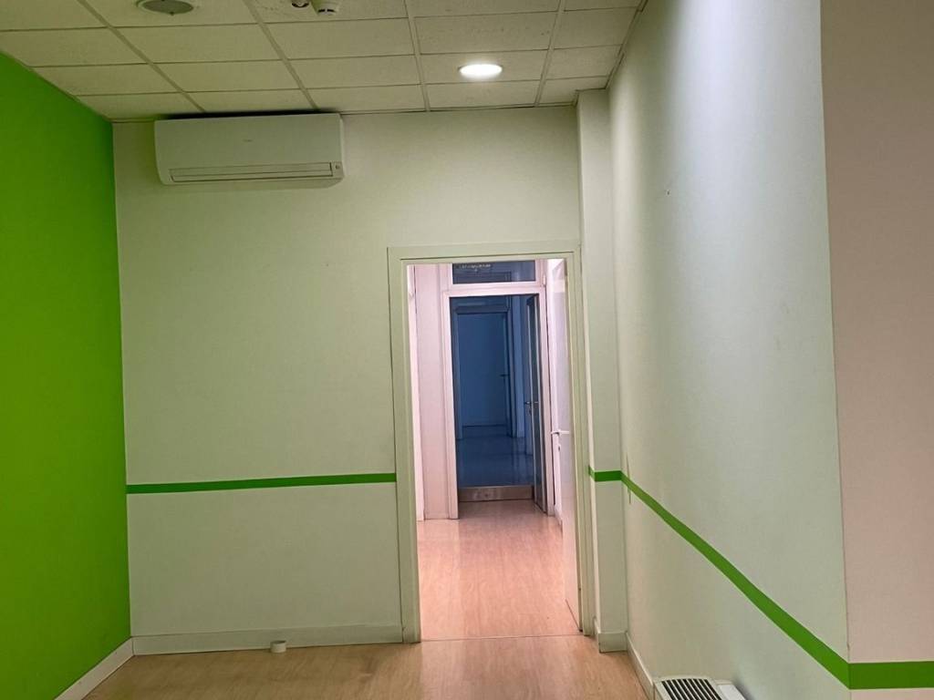ufficio in affitto a Roma in zona Ostiense