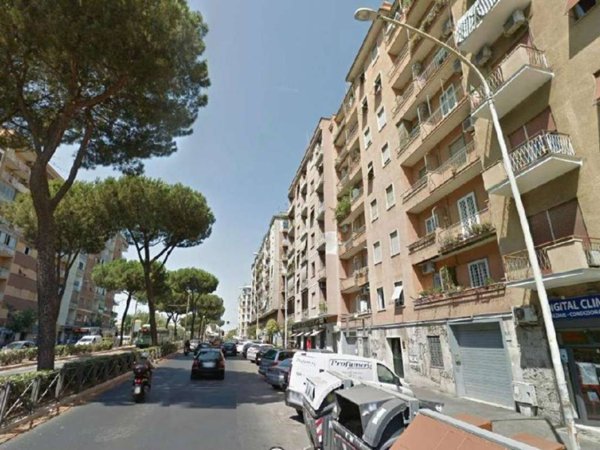 negozio in affitto a Roma in zona Prenestino-Centocelle