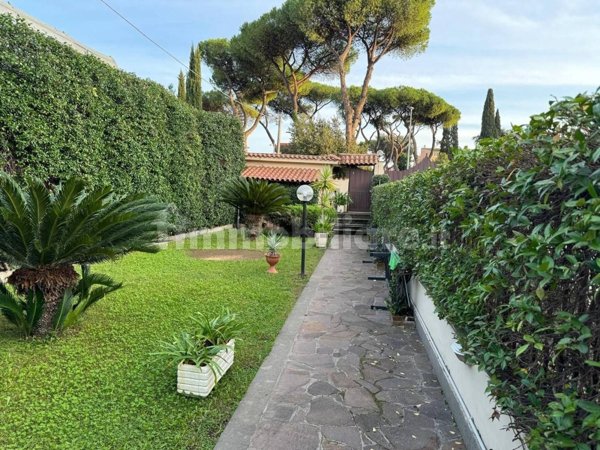 appartamento in affitto a Roma in zona Appio Claudio