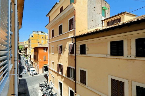 appartamento in affitto a Roma in zona Rione Borgo