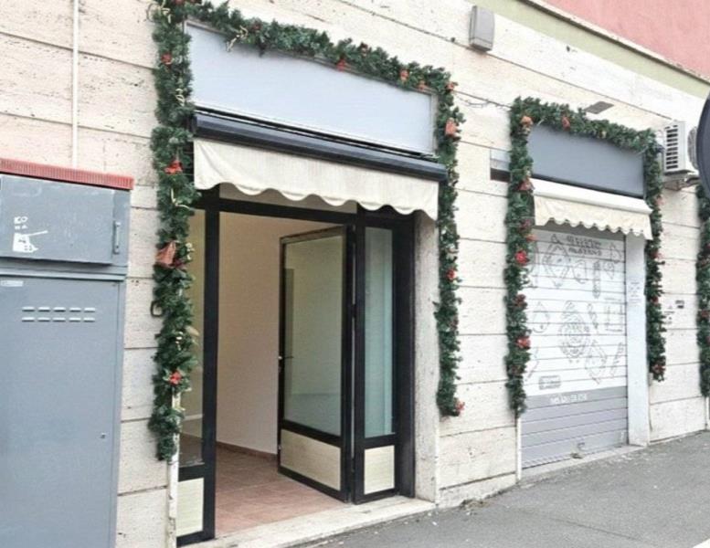 locale commerciale in affitto a Roma in zona Ostiense
