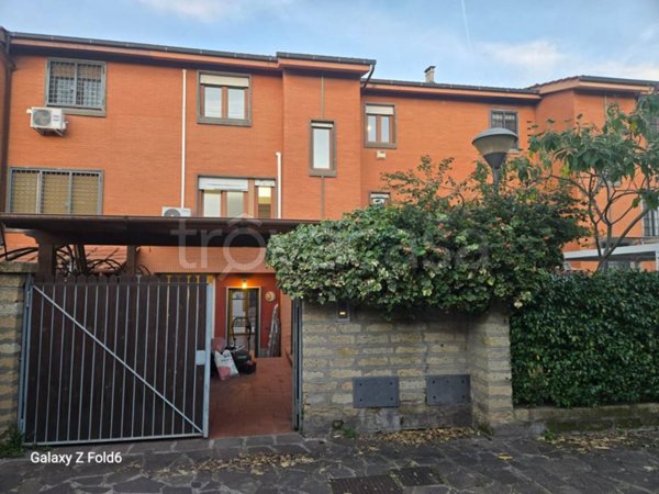 casa indipendente in affitto a Roma in zona Axa