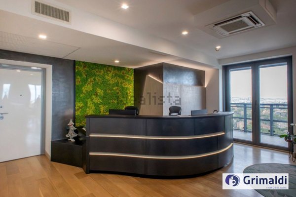 ufficio in affitto a Roma in zona Torrino