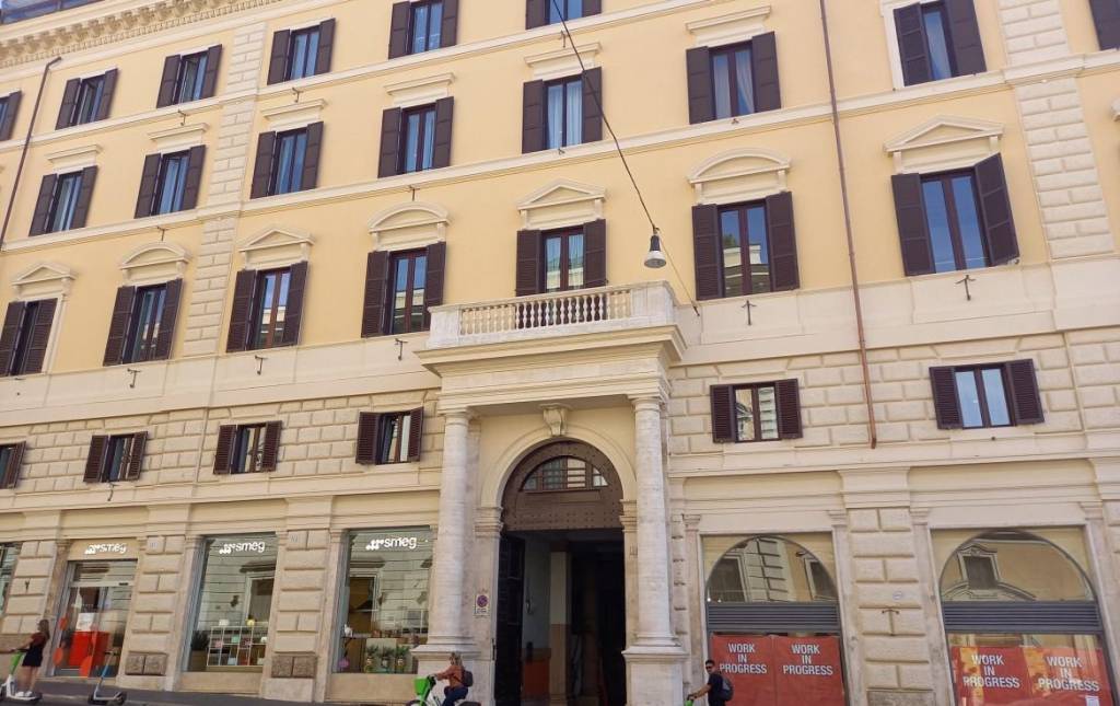 ufficio in affitto a Roma in zona Trevi-Colonna
