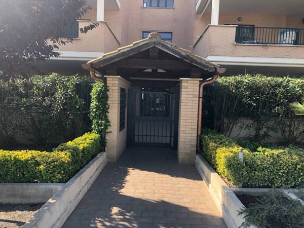 appartamento in affitto a Roma in zona Massimina/Casal Lumbroso