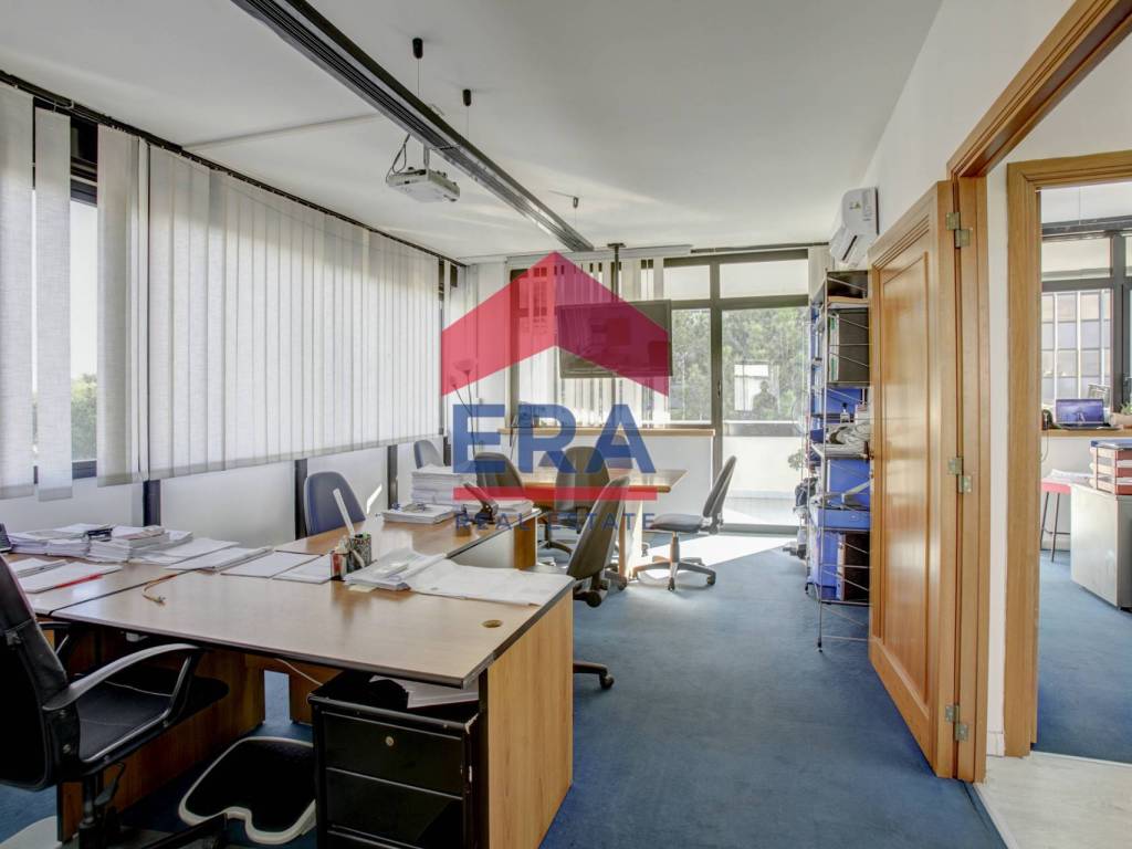 ufficio in affitto a Roma in zona Torrino