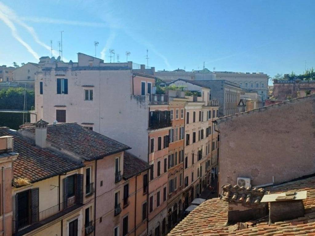 appartamento in affitto a Roma in zona Rione Monti/Campitelli