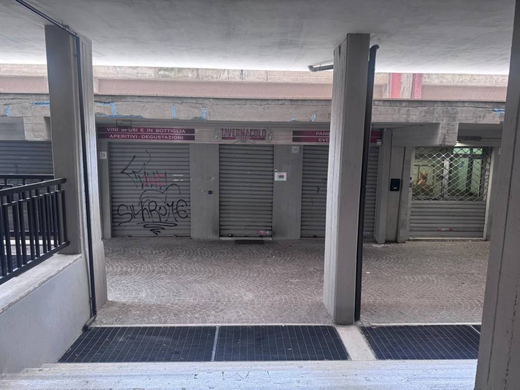 negozio in affitto a Roma in zona Pietralata