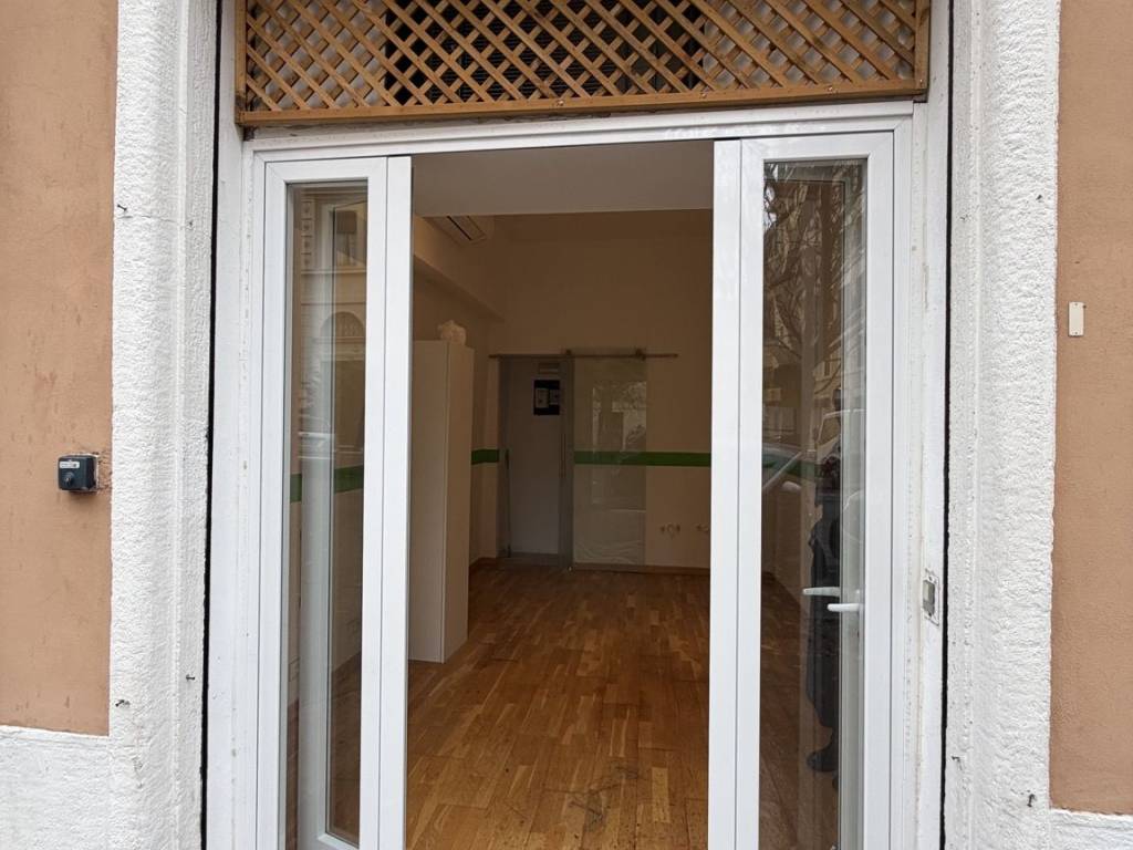 negozio in affitto a Roma in zona Nomentano