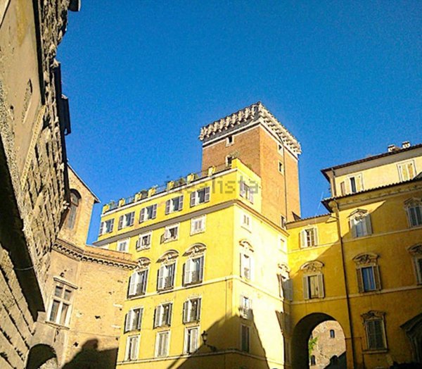 appartamento in affitto a Roma in zona Rione Monti/Campitelli