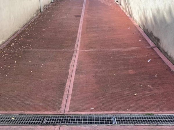 locale commerciale in affitto a Roma in zona Romanina