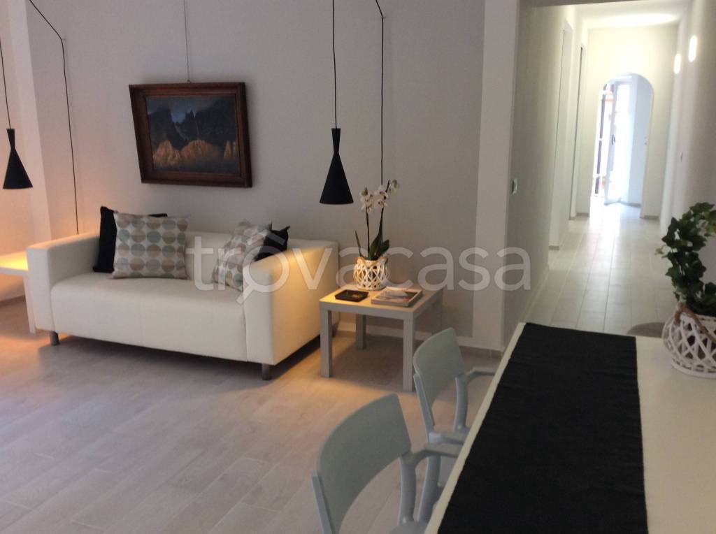 appartamento in affitto a Roma in zona Rione Monti/Campitelli