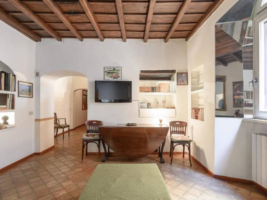 appartamento in affitto a Roma in zona Parione/Sant'Eustachio