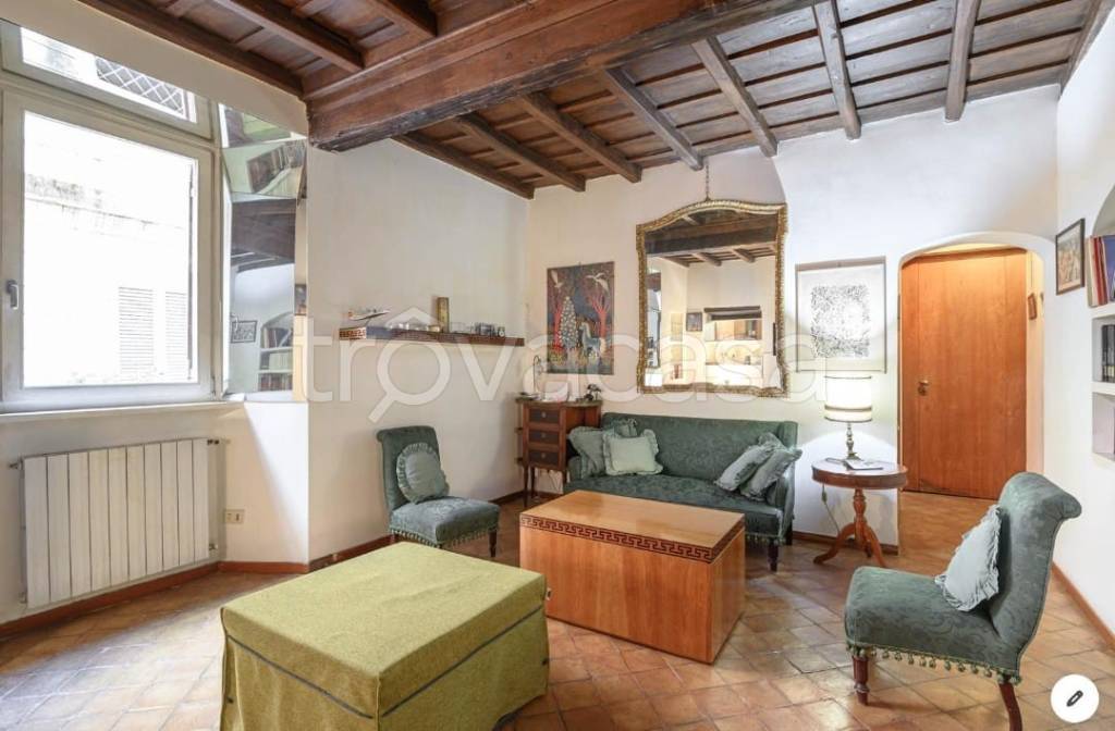 appartamento in affitto a Roma in zona Parione/Sant'Eustachio