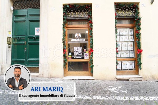 negozio in affitto a Roma in zona Rione Monti/Campitelli