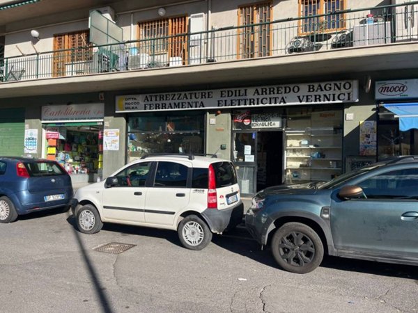 negozio in affitto a Roma in zona Portuense