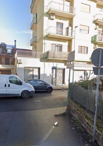 negozio in affitto a Roma in zona Torre Maura