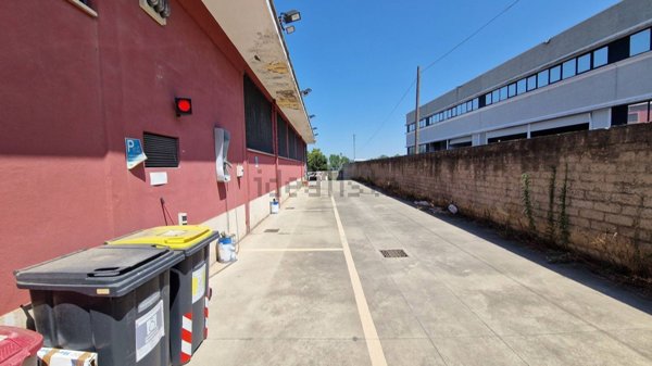 capannone in affitto a Roma in zona Collatino