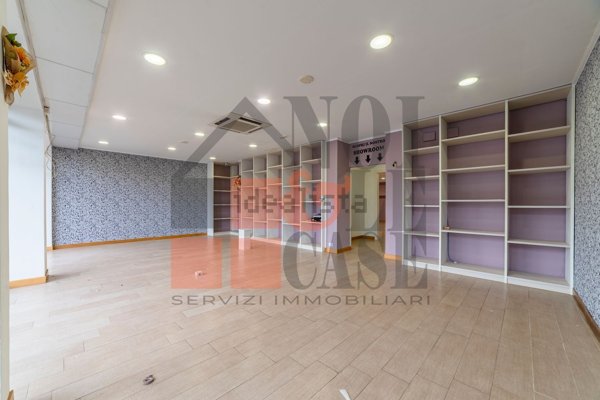 locale commerciale in affitto a Roma in zona Acilia