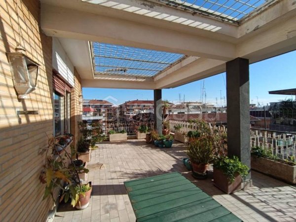 appartamento in affitto a Roma in zona Appio Claudio