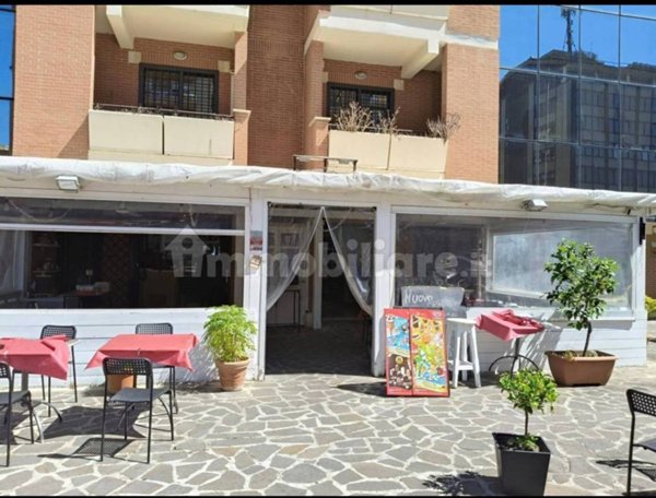 negozio in affitto a Roma in zona Ardeatino