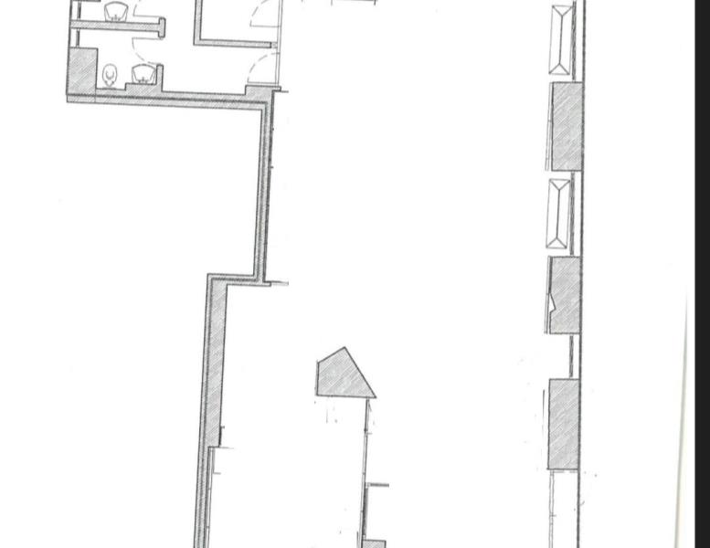 locale commerciale in affitto a Roma in zona Tuscolano