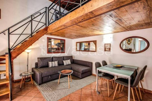 appartamento in affitto a Roma in zona Parione/Sant'Eustachio