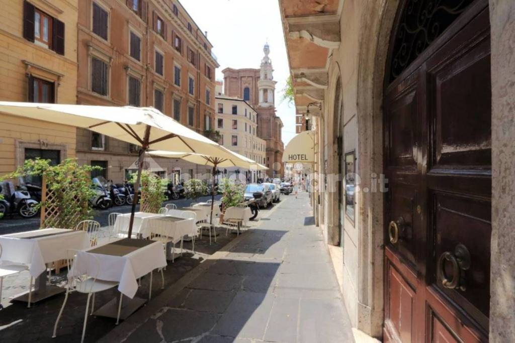 negozio in affitto a Roma in zona Campo Marzio