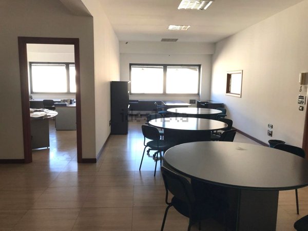 ufficio in affitto a Roma in zona Ostiense