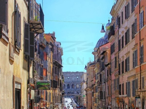 appartamento in affitto a Roma in zona Rione Monti/Campitelli