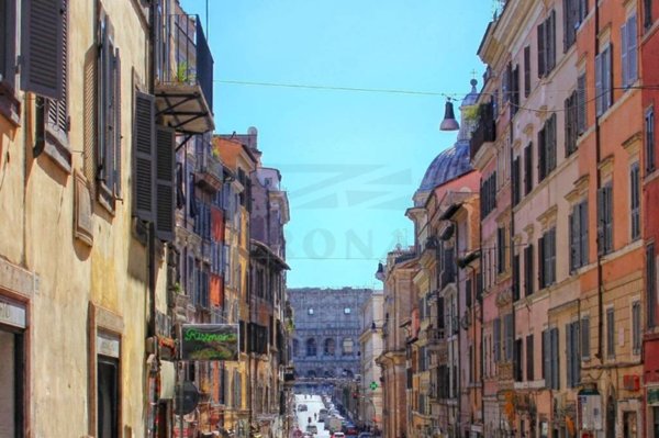 appartamento in affitto a Roma in zona Rione Monti/Campitelli