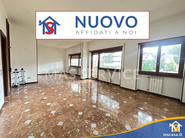 appartamento in affitto a Roma in zona Mostacciano