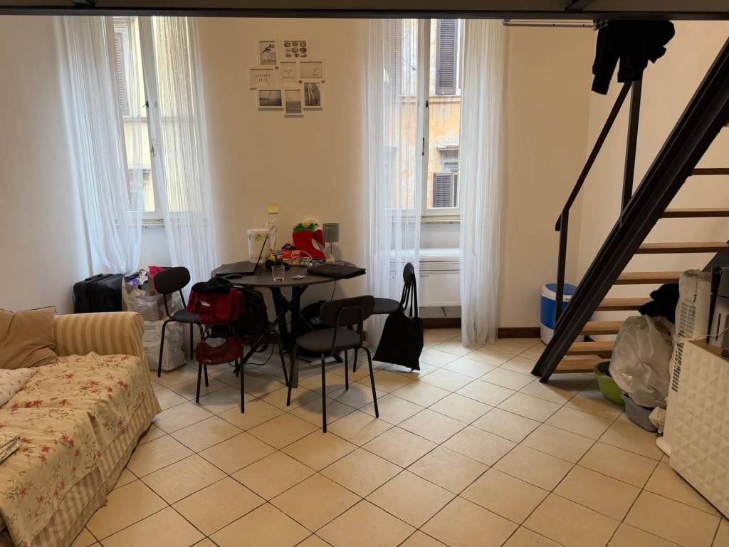 appartamento in affitto a Roma in zona Trevi-Colonna