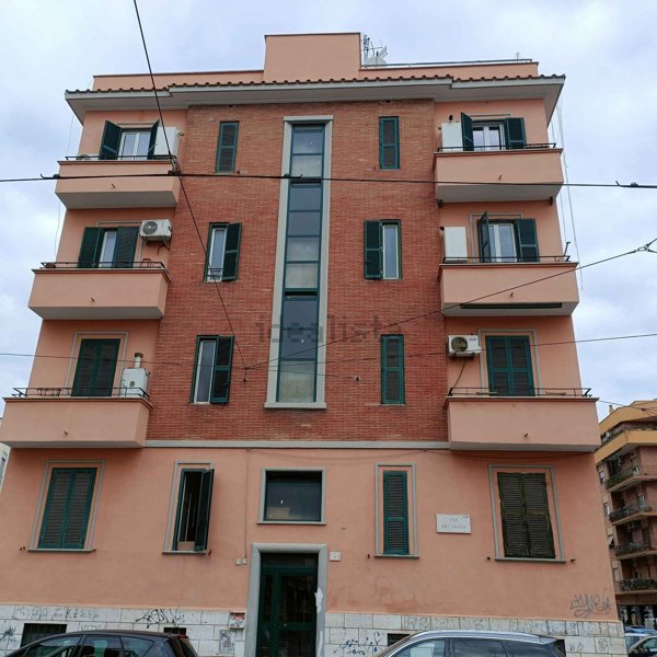 negozio in affitto a Roma in zona Prenestino-Centocelle