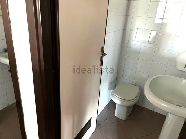 ufficio in affitto a Roma in zona Tuscolano