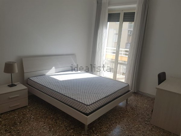 locale di sgombero in affitto a Roma in zona Ostiense