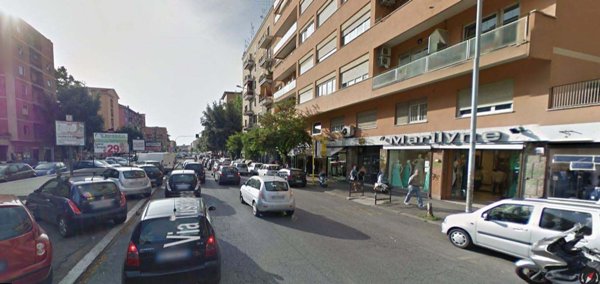negozio in affitto a Roma in zona Don Bosco