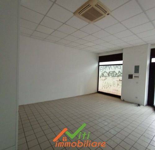 negozio in affitto a Roma in zona Tiburtino