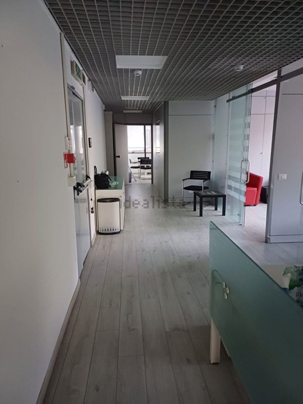 ufficio in affitto a Roma in zona Torrino