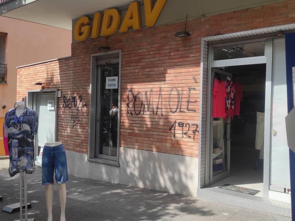 negozio in affitto a Roma in zona Primavalle