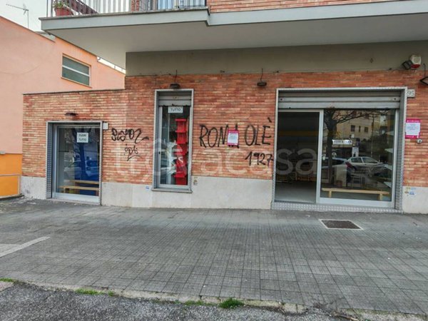 negozio in affitto a Roma in zona Primavalle