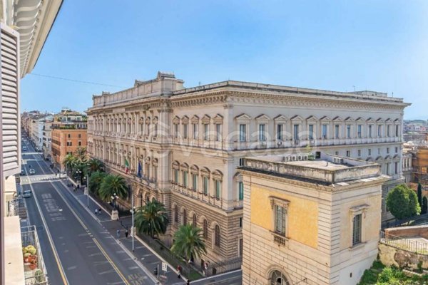 appartamento in affitto a Roma in zona Rione Monti/Campitelli