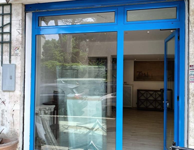 locale commerciale in affitto a Roma in zona EUR