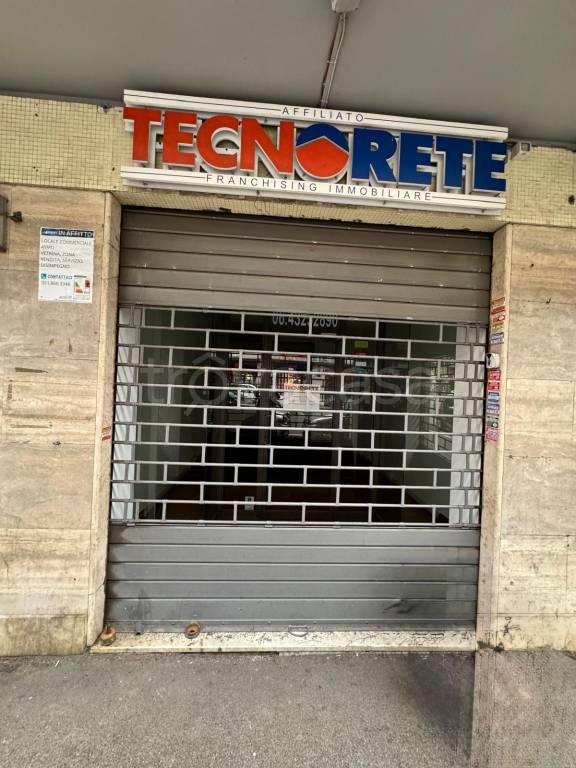 negozio in affitto a Roma in zona Pietralata