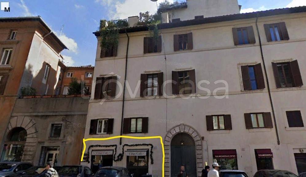 negozio in affitto a Roma in zona Parione/Sant'Eustachio