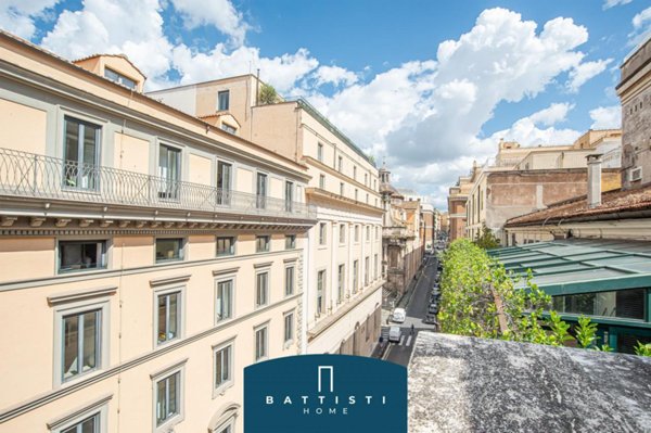 appartamento in affitto a Roma in zona Trevi-Colonna
